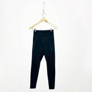 Girlfriend Collective Compressive High Rise Leggings in Black womens small S